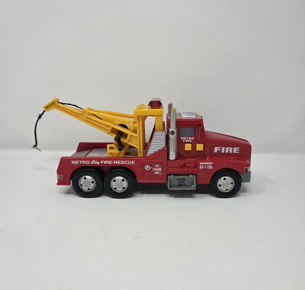 Vintage Funrise Fire Rescue Tow Truck 1994 Metro City Toy w/ Crane Cable